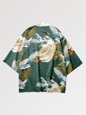 Un haori rappelant fortement le kimono cardigan aux motifs traditionnels tel que la grue japonaise