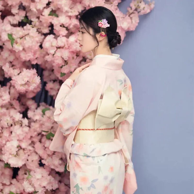 Kimono Traditionnel Femme 'Sakiko' Japonais Shop France